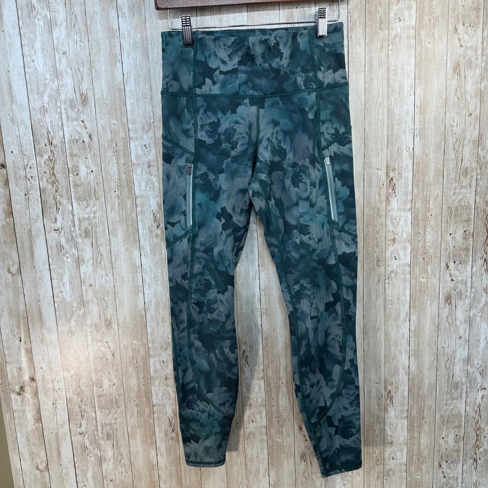 Athleta Trainer Printed Tight Leggings Teal Green Floral Pockets Size Small